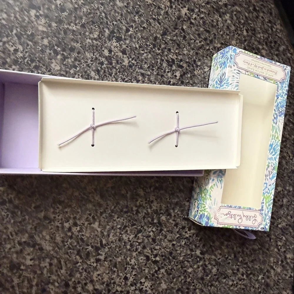 Lilly Pulitzer Leather Apple Watch Strap Band 38mm/40mm Shell Of A Party Multi